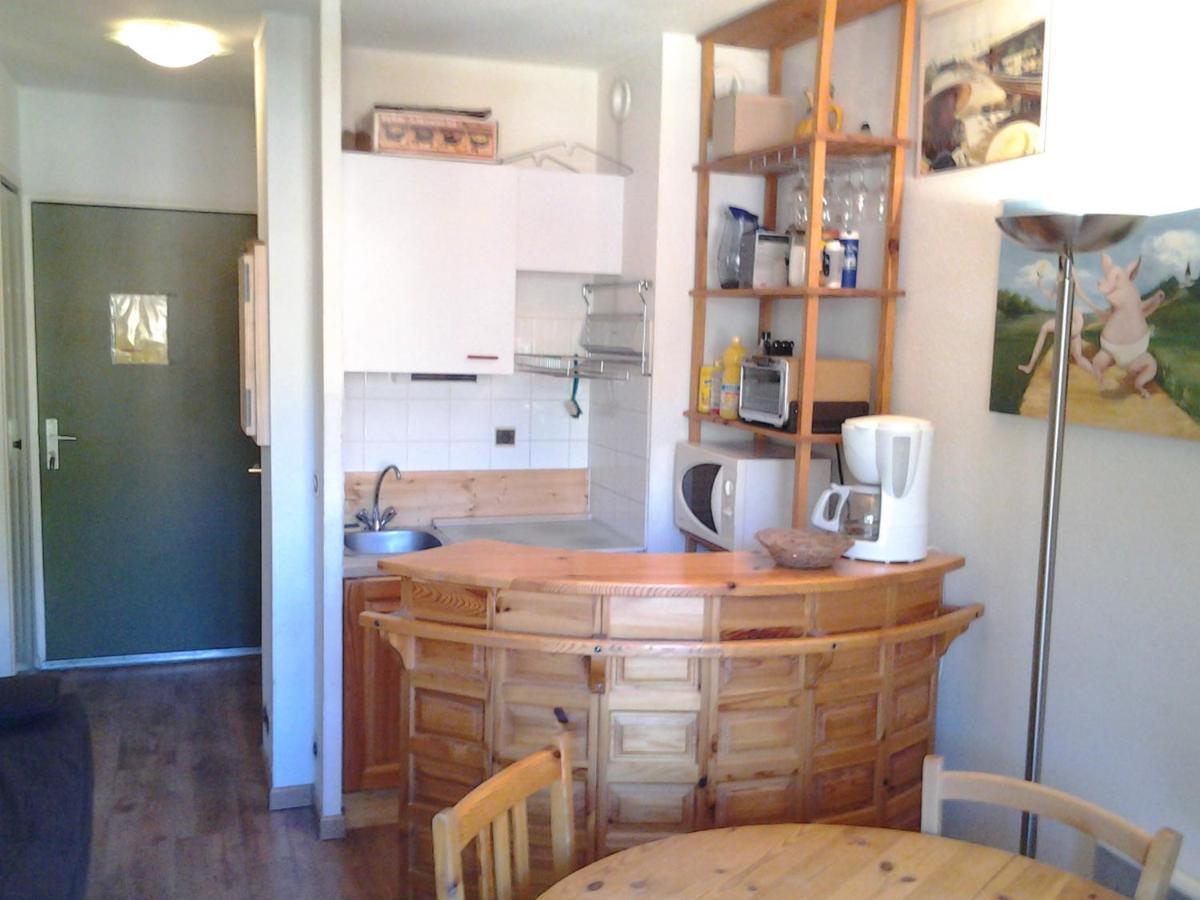 Duplex Station Apartment อัลโลส ภายนอก รูปภาพ